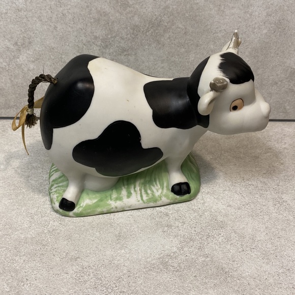 Vintage Ceramic Cow - Picture 4 of 9